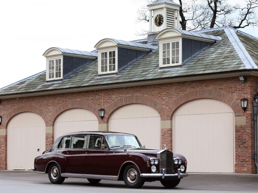  Rolls-Royce Phantom VI 1968 года  (фото 1 из 16)